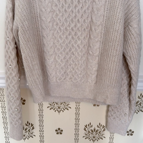 Abercrombie & Fitch Wool Blend Cable Knit XL Neutral Sweater with Pearl Accents - Picture 10 of 13